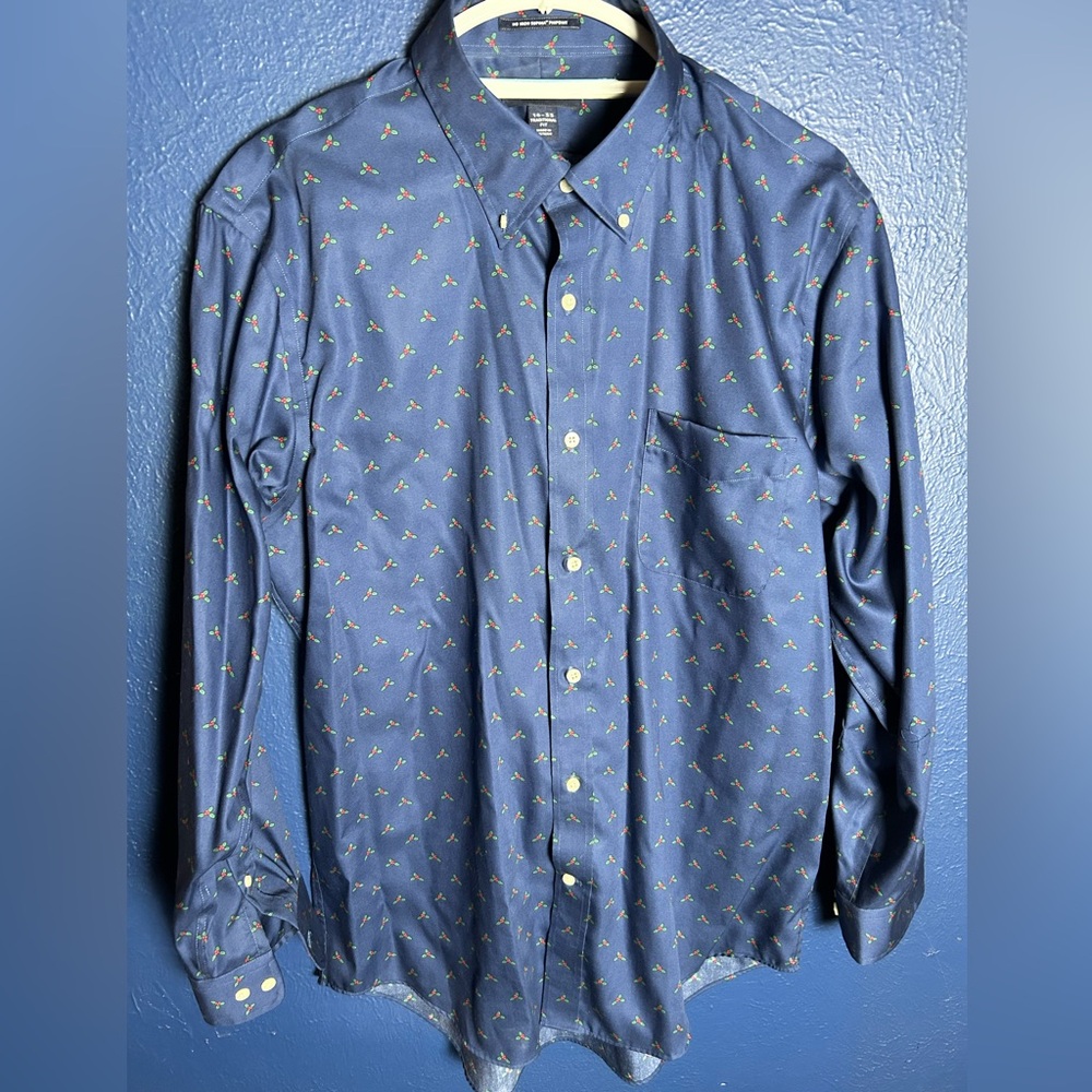 Land’s End Button-Down L/S Shirt Size 16-33‎ Navy blue with Red-Grn Holly Print